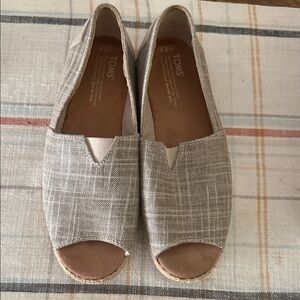TOMS Women's Tan Espadrille Slip-Ons